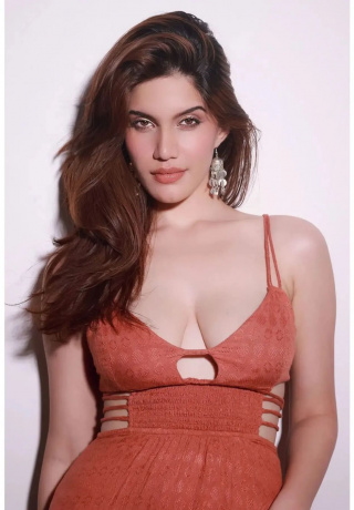 Unforgettable Moments Escort Kamini Downtown. 0