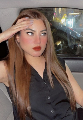 Sexy Unforgettable Escort Annu. 1