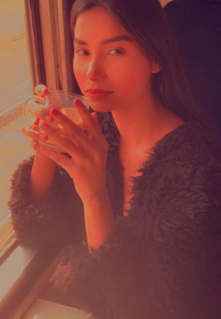 Indulge In Erotic Fantasy Escort Jasmine. 2